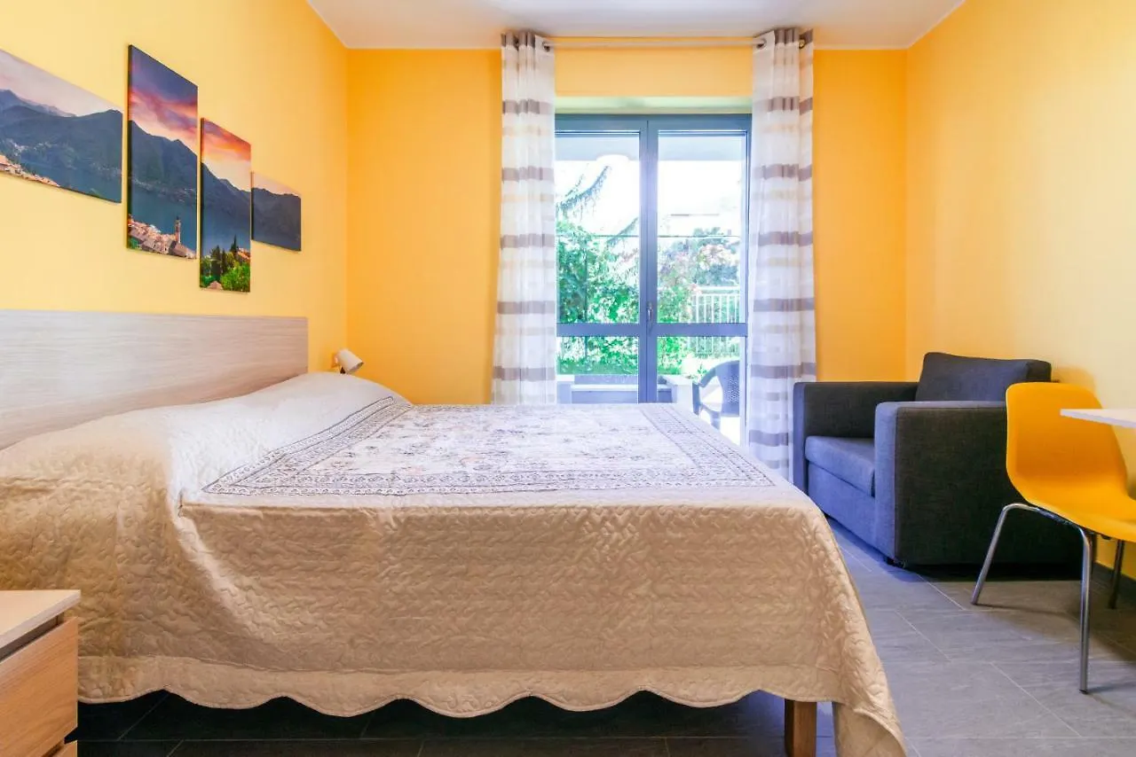Casa Livio - Rooms&studios Côme 2*,